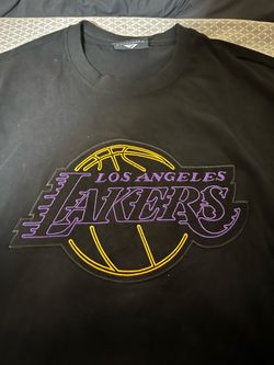 NWOT Lakers Large Shirt
