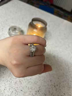 18k Gold Diamond Ring 