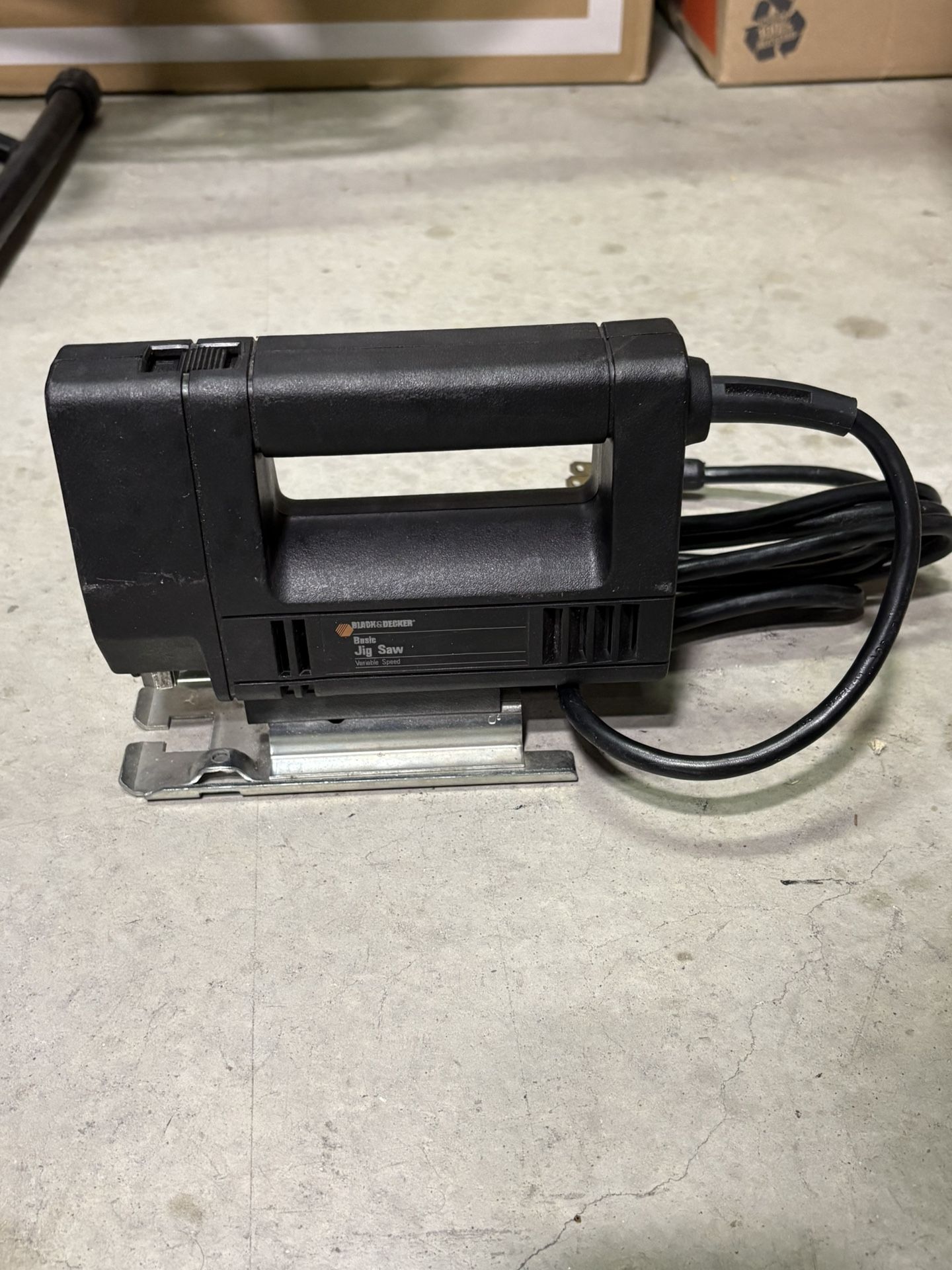 Black & Decker Basic Jig Saw