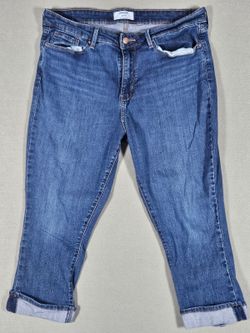 Denizen Levi's Women Blue Stretch Denim Mid Rise Capri 16