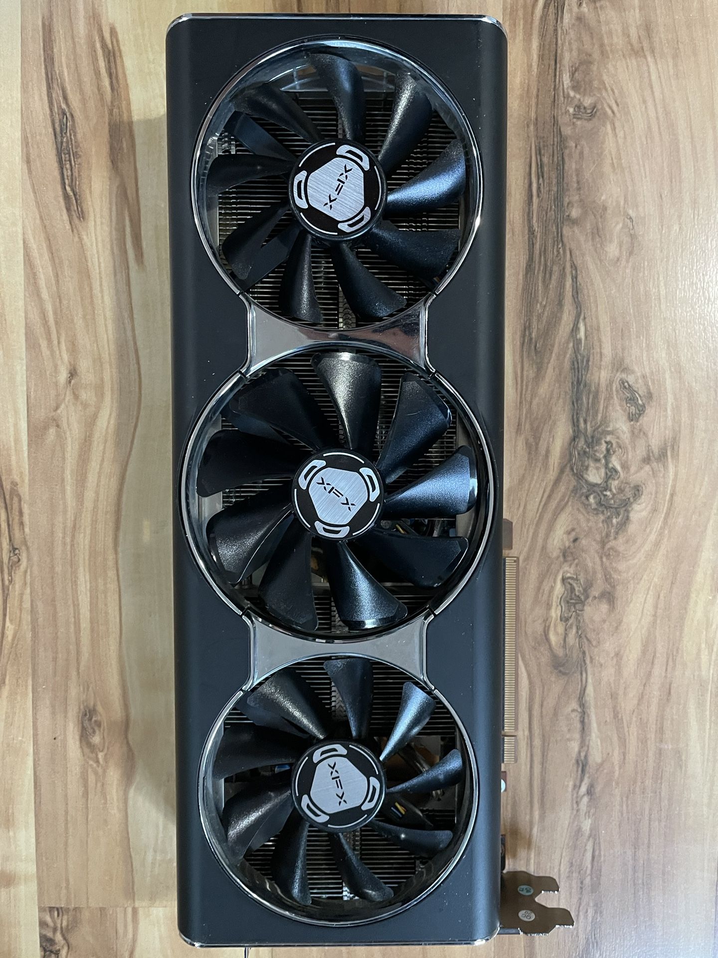 XFX RADEON RX 5700XT 8GB