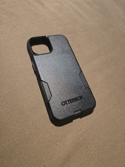 Like New OtterBox Commuter Series Case for iPhone 16e / 15 / 14 / 13 - Black