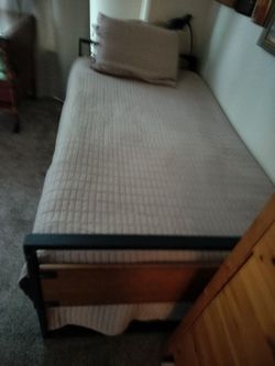 Twin bed, or daybed