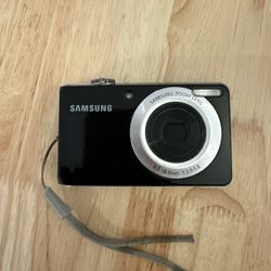 Samsung TL205 12.2MP Dual Screen Digital Point & Shoot Camera NOT TESTED