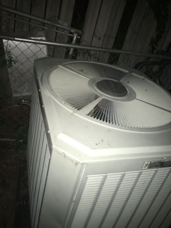 AC unit 3 1/2 ton Trane model XE 1200 for Sale in Raleigh, NC OfferUp