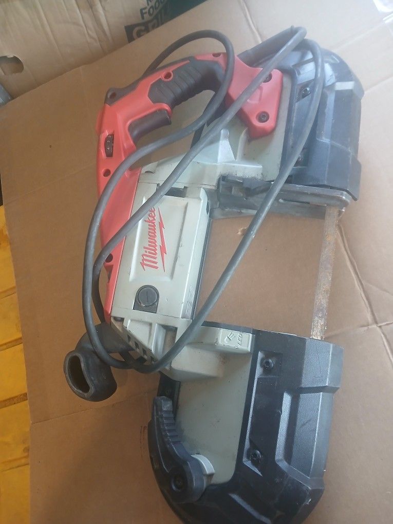 Milwaukee Band Saw Electric