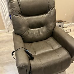 Beautiful Leather Power Lift Recliner Chair.