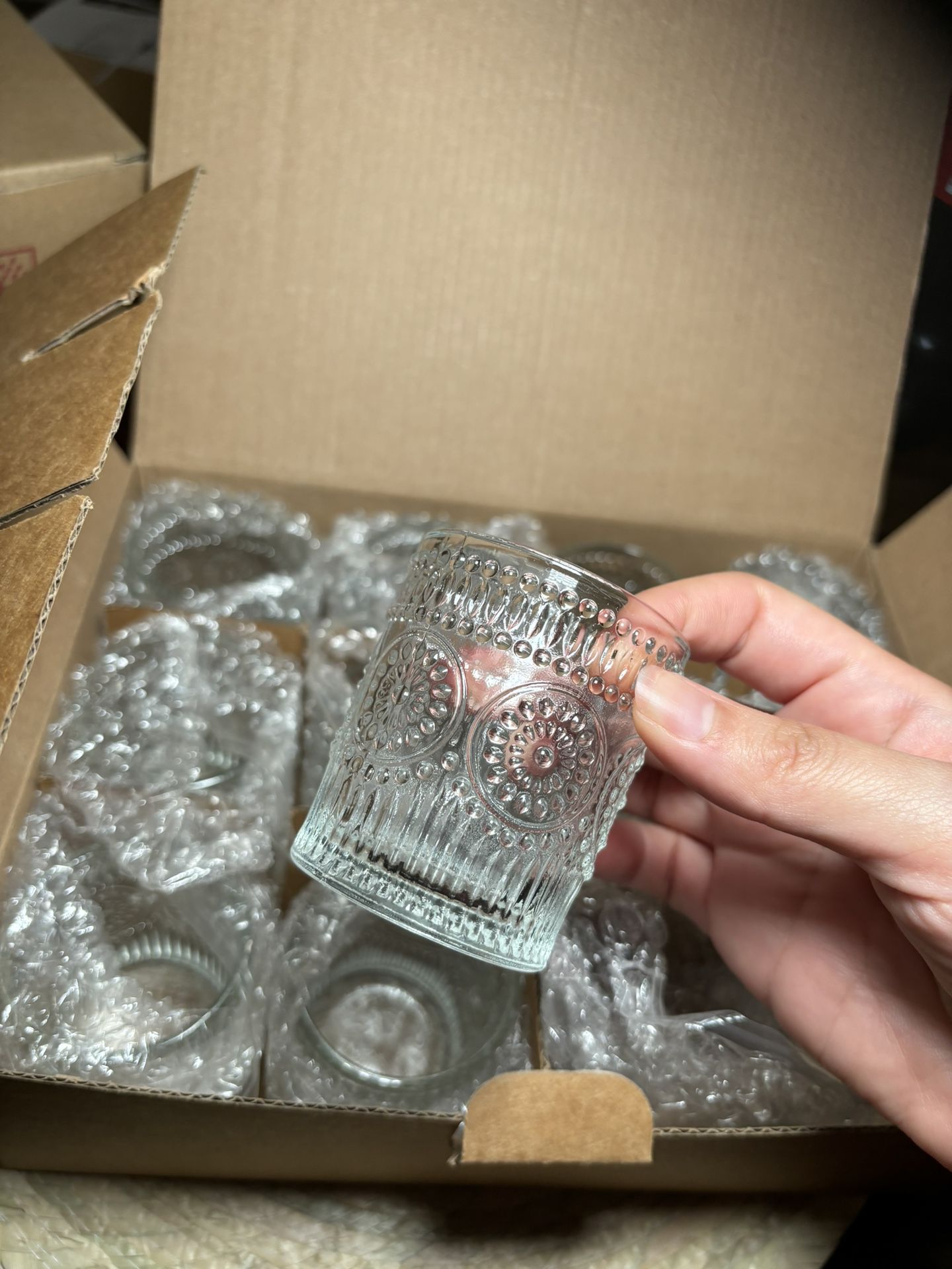 Tea light Holders (Clear With design)