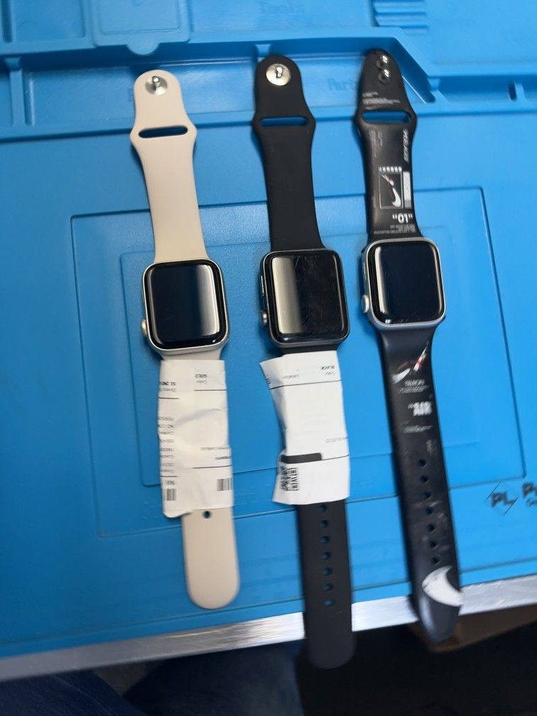 Apple Watch SE / 3 / 7 / 8  
Mid-Century Sideboard, 1960s