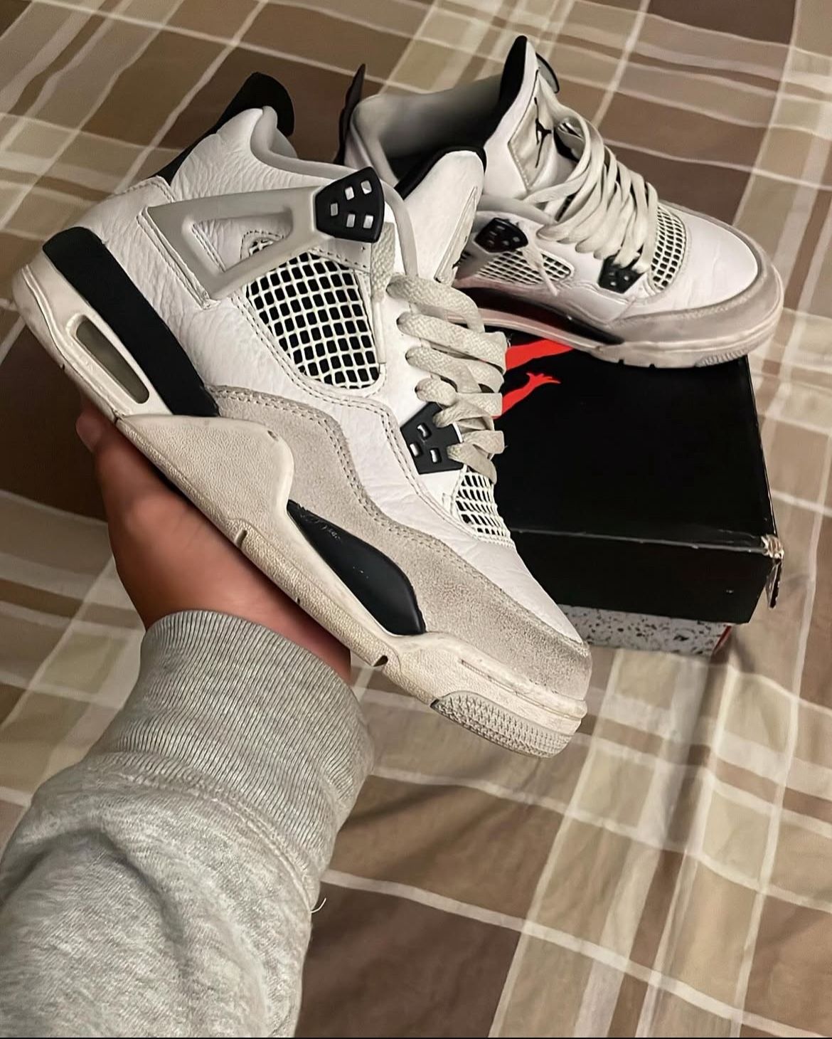 Jordan 4