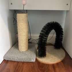 Cat Scratching Posts