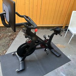 Peloton Bike