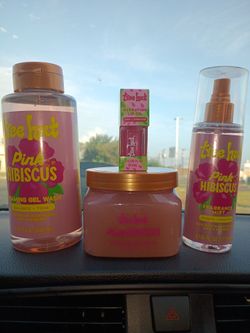 Tree Hut bundle new all for $15 must pick up in Edinburg no holds