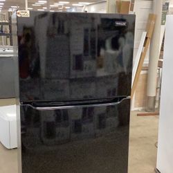 Frigidaire Refrigerator Used