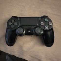 PS4 Controller