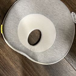 Baby head shaping pillow