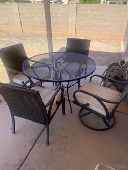 Outdoor Table and Chairs
