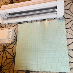 Silhouette Cameo 24”