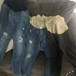 Maternity Clothes 