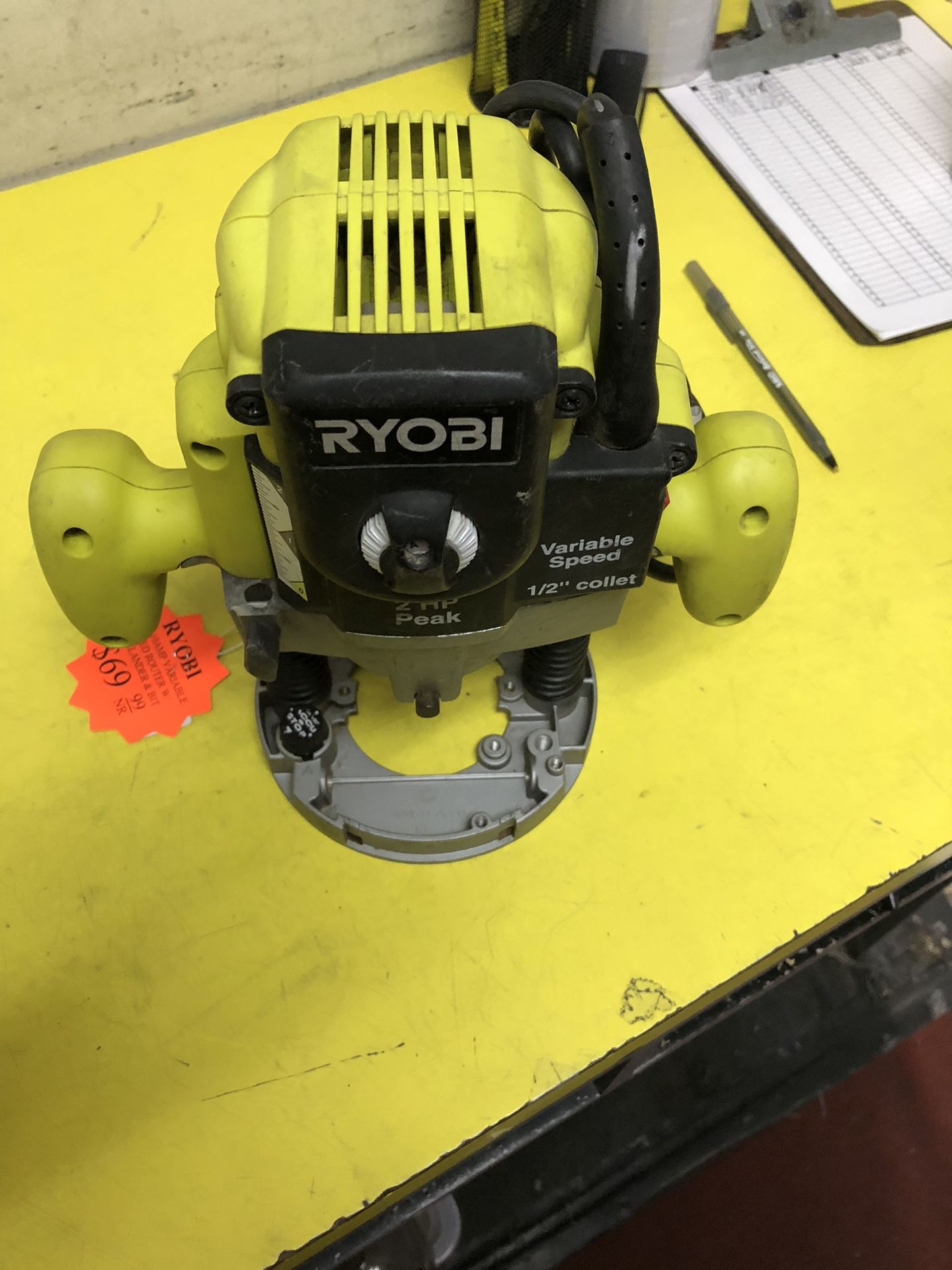 9609 Ryobi Variable Speed Router 1580957