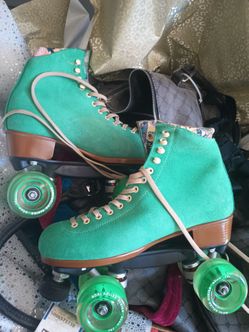 Roller skates,brand new,moxi