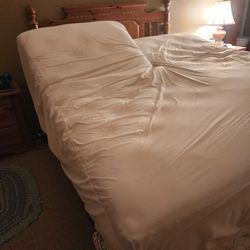 Luxurious KING SIZE Adjustable Bed