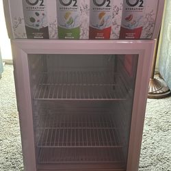 O2 Hydration Mini Fridge