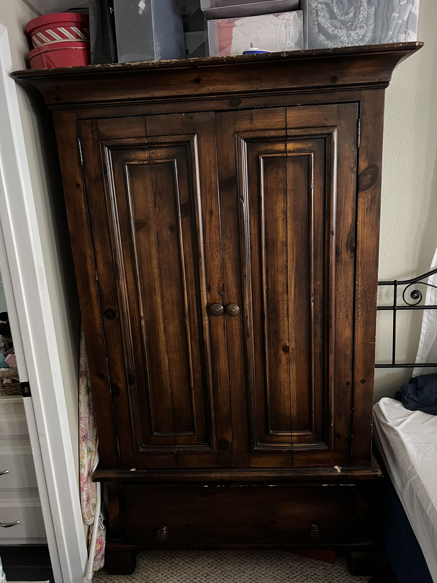 Armoire Solid Wood 