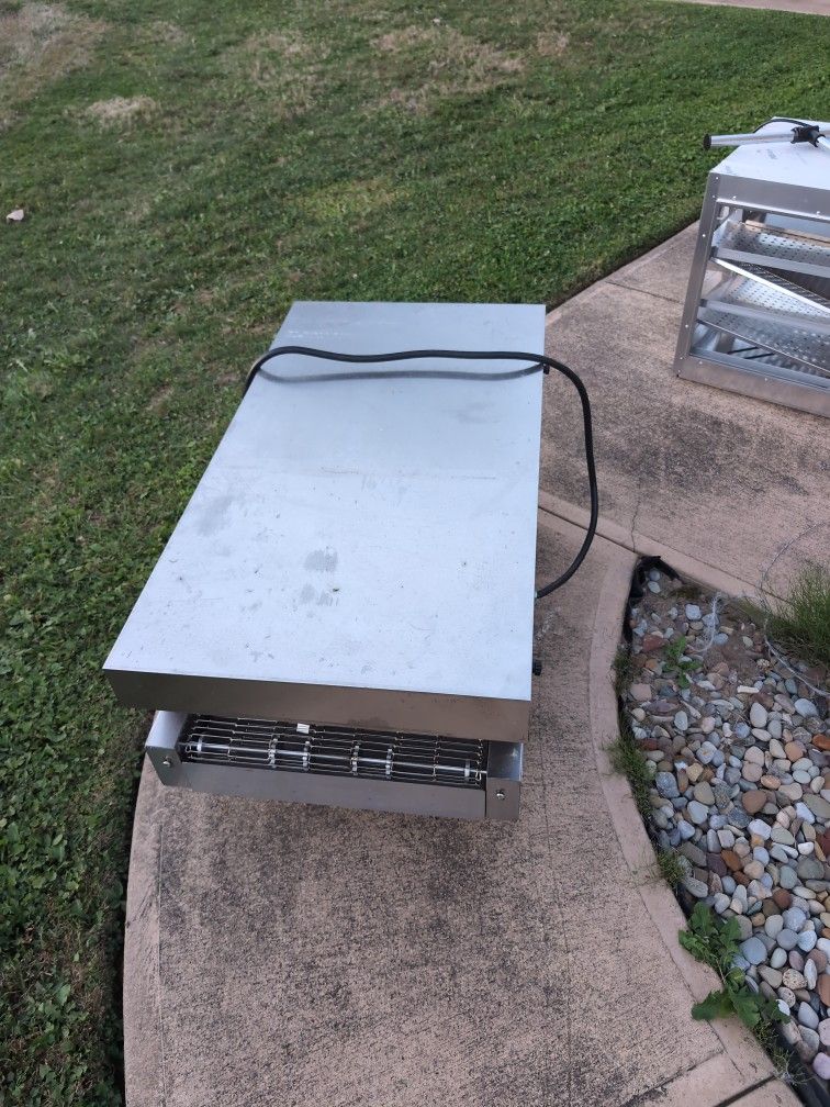 Maestro Pizza Oven And Warmer