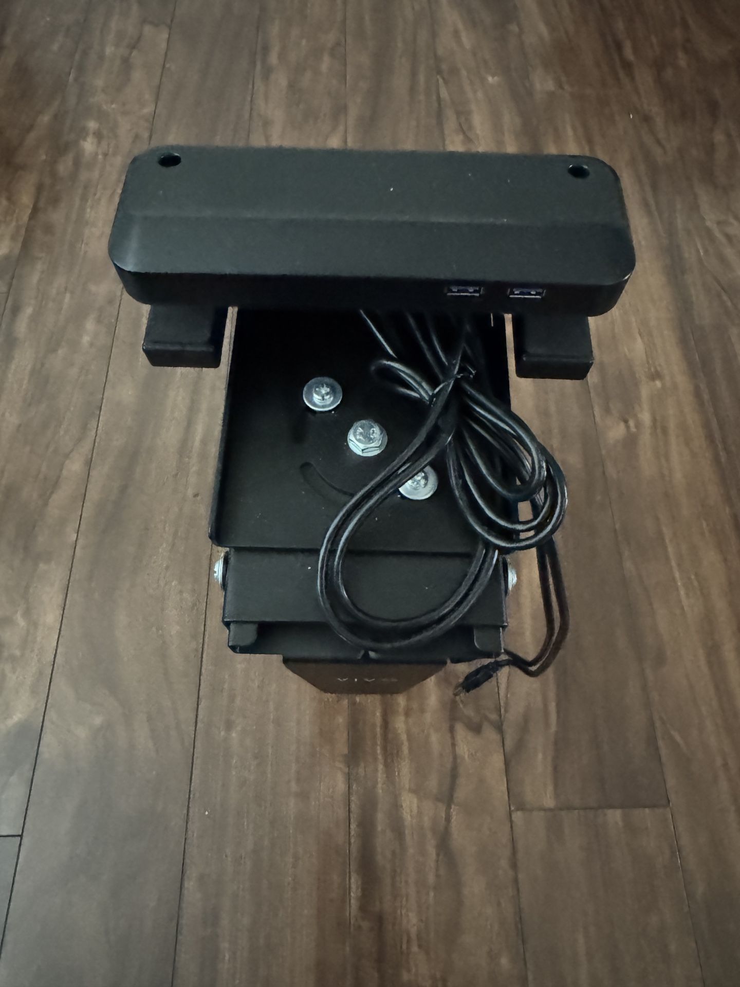 Adjustable Desk And Wall PC Mount