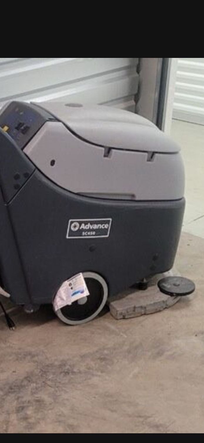 20 Inch Floor Scrubber