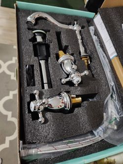 New Bathroom Faucet Complete Set Chrome