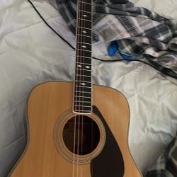 Yamaha Guitar 