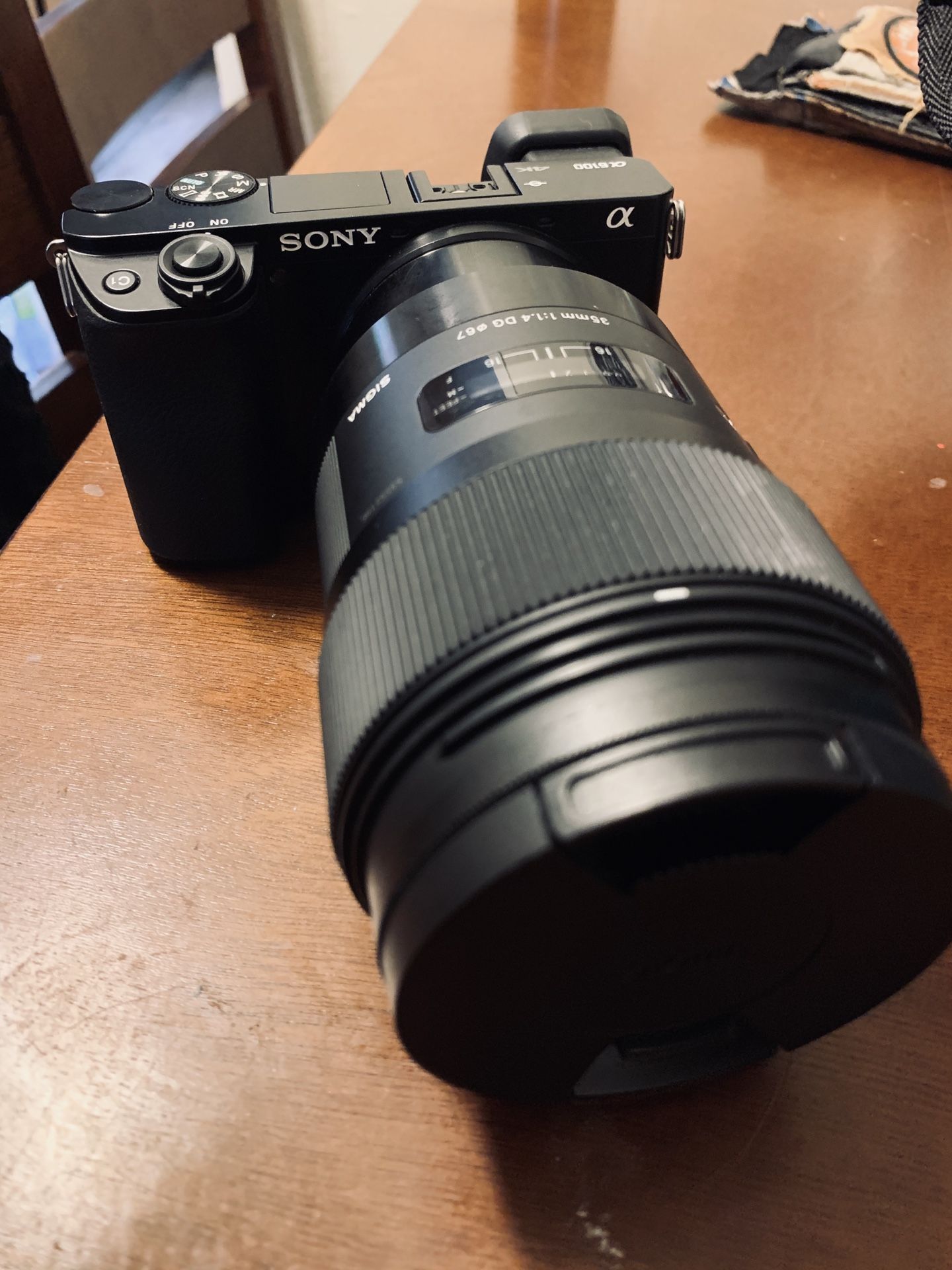 Sony a6100