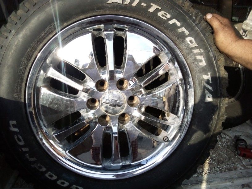 Chevy 20" Chrome Rims