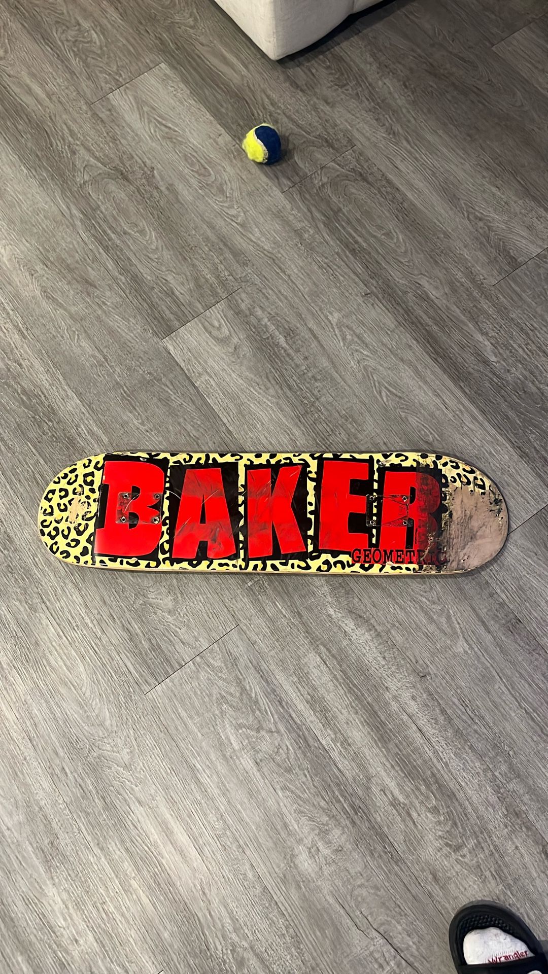 Baker Skateboard Size 8.25