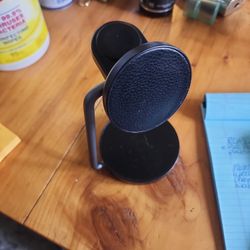 MVMT 3 IN 1 WIRELESS CHARGING STAND