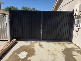 Gates de metal