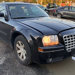 2005 Chrysler 300 Parts