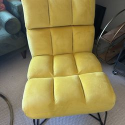 Comfy Yellow Chair 