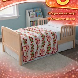 Strawberry Shortcake Kids Blanket