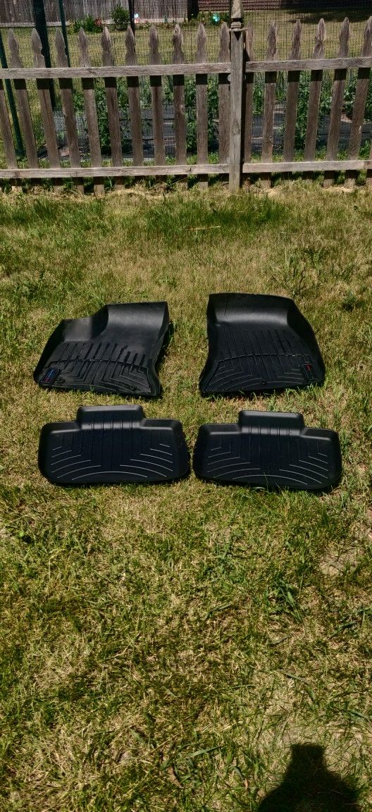 2011-2022 Dodge Charger WeatherTech Floor Mats (Complete Set)