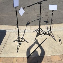 Video - Photo Lighting Equipment