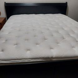 Black, Brown, Cherry King /Queen Bedroom Set