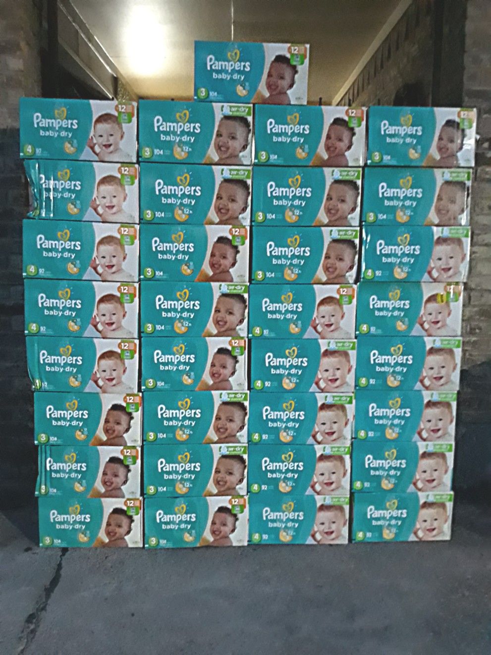 Pampers Baby Dry Diapers Pañales Size Talla 3 ONLY BOXES Cajas Only $20 Per Box Solamente $20 La Caja