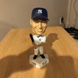 Derek Jeter Bobblehead Upper Deck Collectible 