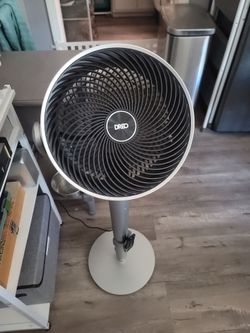Dreo polyfan 704s