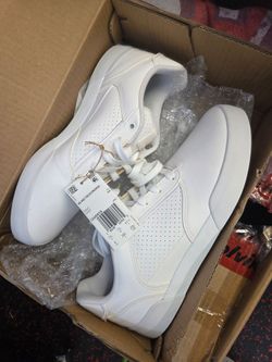 Adidas female golf shoes