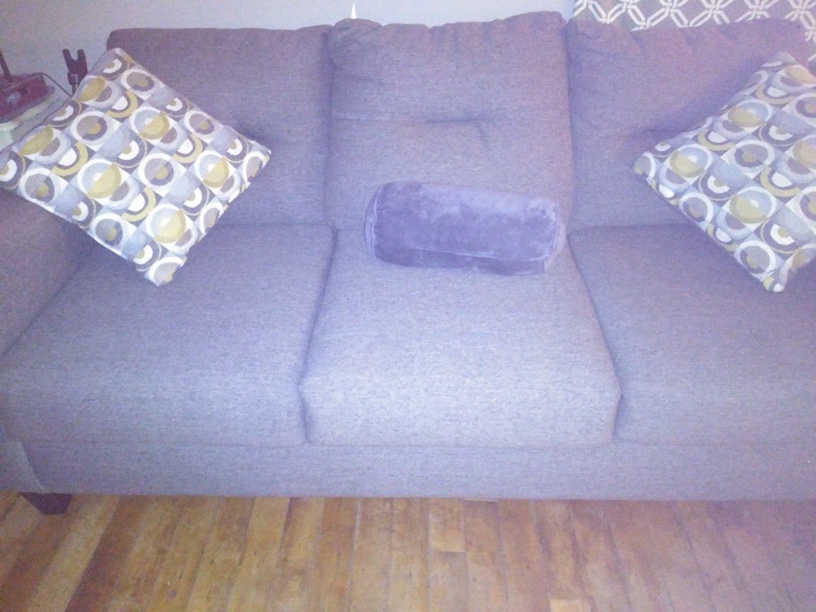 Gray Sofa w/ pillows Like New