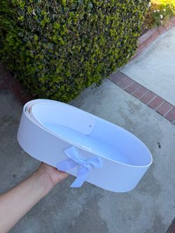 Bassinet Table Decor